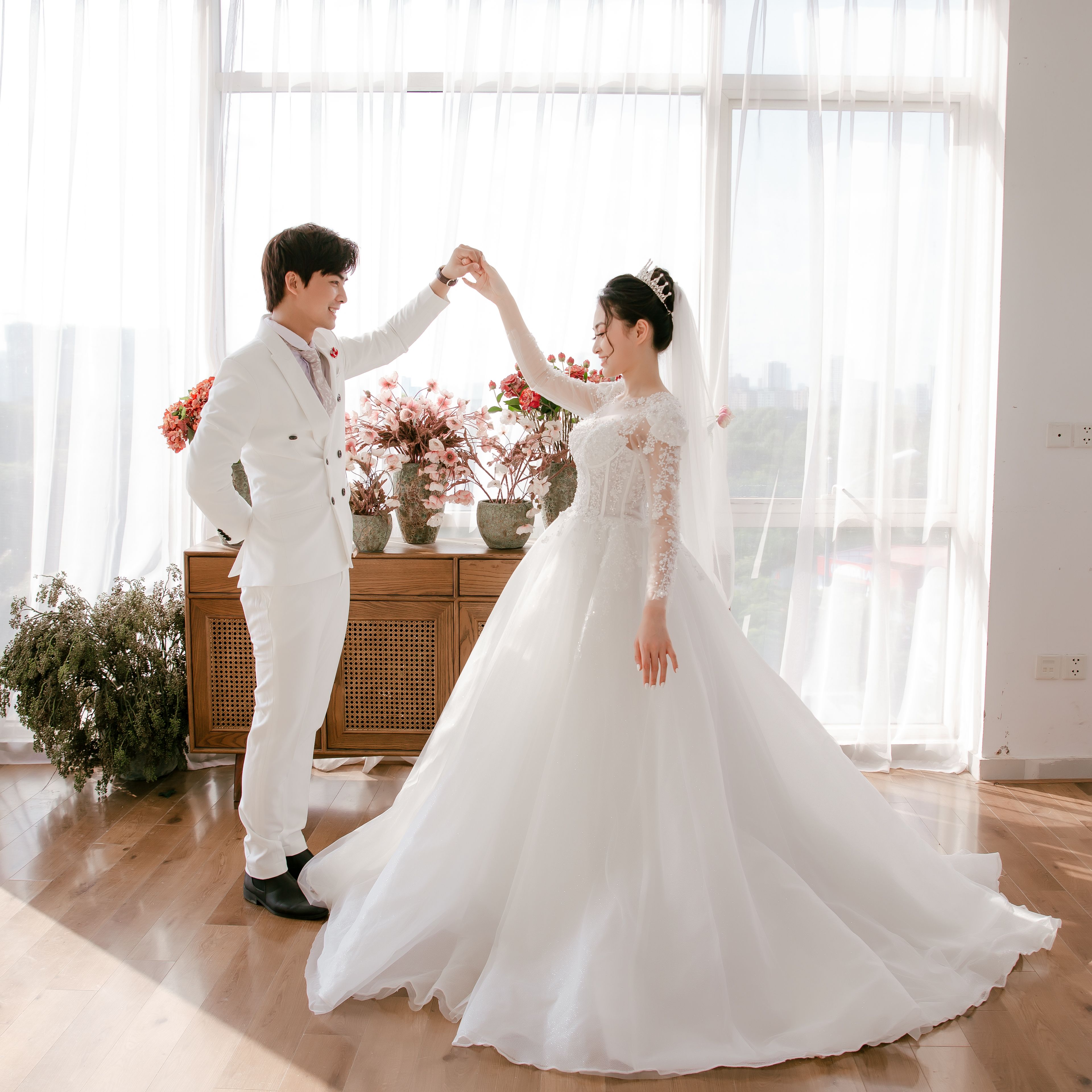Wedding instructor